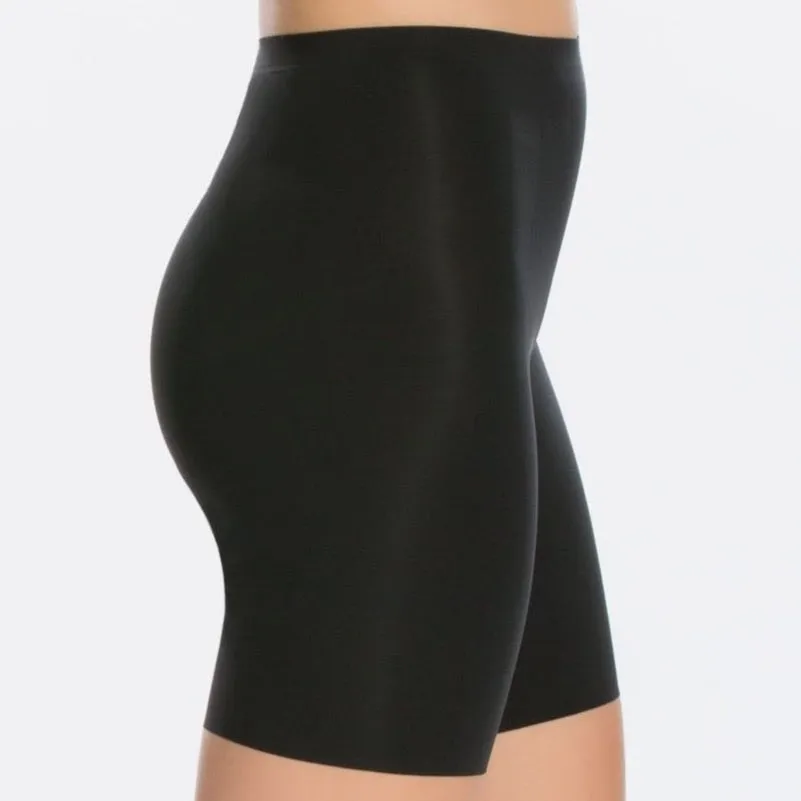 SPANX 10005R THINSTINCTS MID-THIGH SHORT
